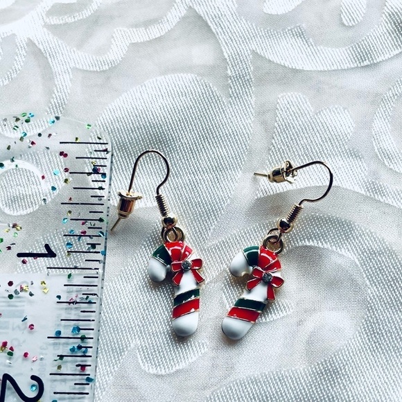 NWT Lot of 2 Festive Drop Earrings – Santa & Candy Cane Holiday Set, Christmas - Picture 14 of 14